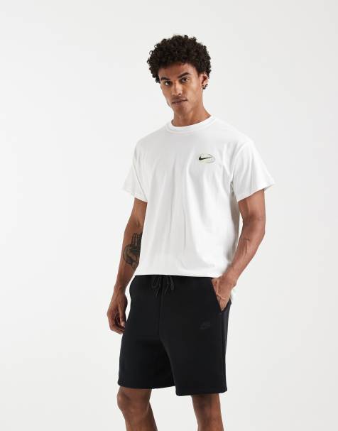 Nike – Tech Fleece – Strick-Shorts in Schwarz - view 1