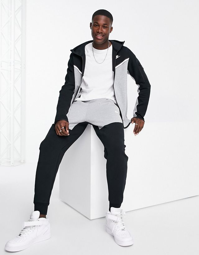 Nike Tech Fleece sweatpants in black and gray color block - BLACK