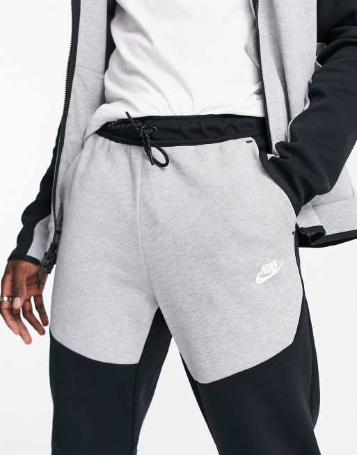 Manier doorgaan Grand Nike Tech Fleece sweatpants in black and gray color block - BLACK | ASOS