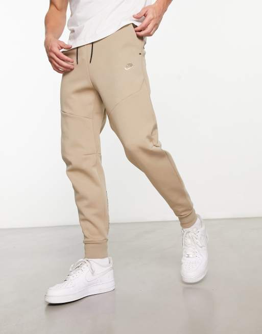 Nike tech clearance fleece pants khaki