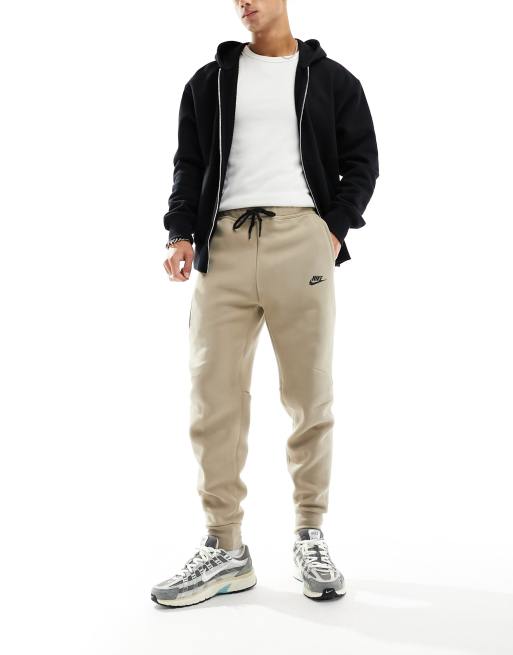 Nike Tech Fleece sweatpants in khaki