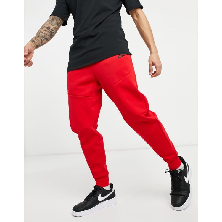 Red nike fleece online pants