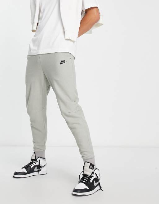 Hangen Pogo stick sprong tekst Nike Tech Fleece winter jogger in cobblestone | ASOS