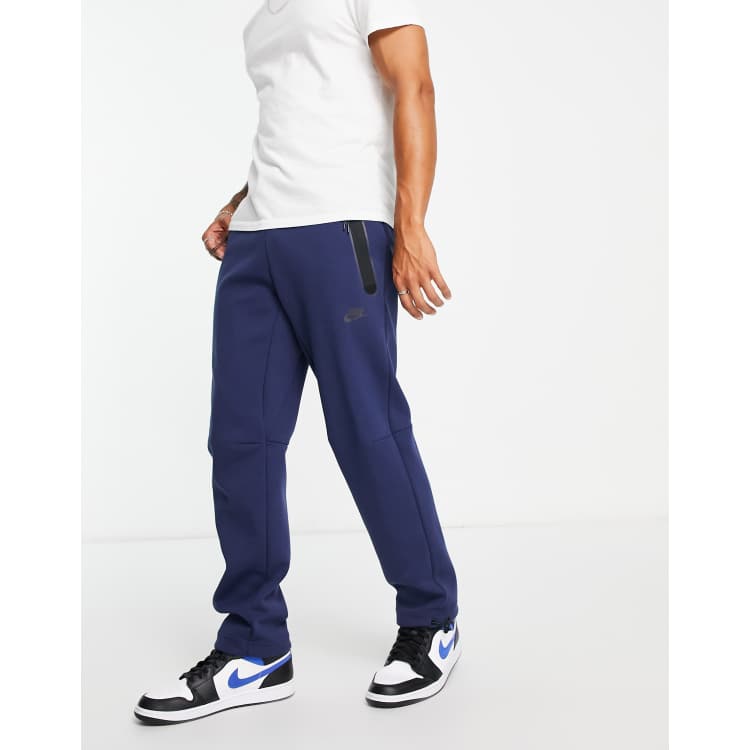 Navy tech hot sale fleece joggers