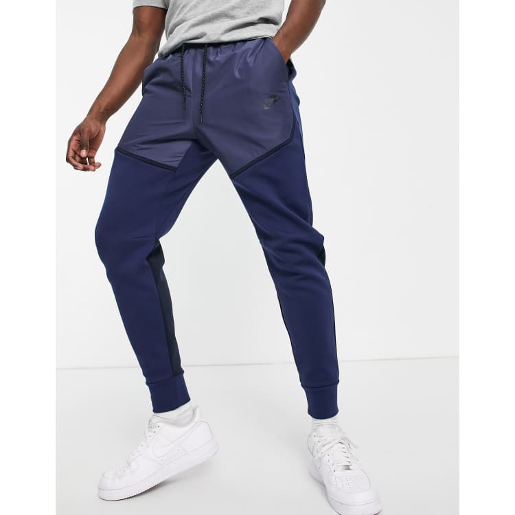 Navy nike outlet tech joggers