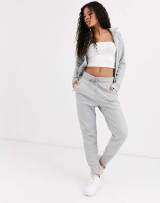 grey nike joggers girls