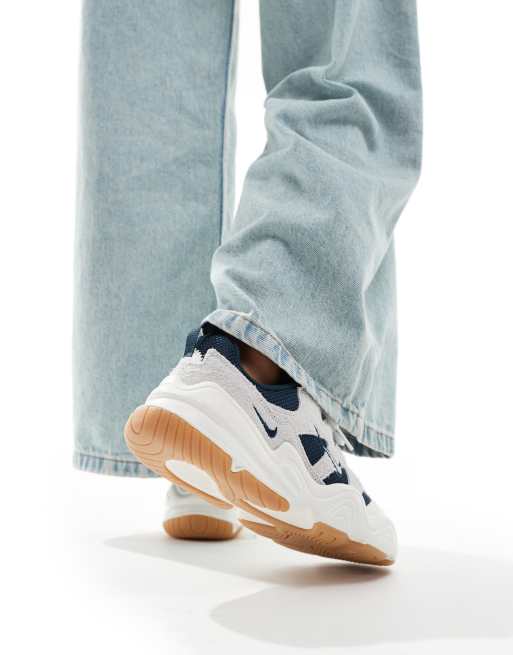 Nike – Tech Hera – Naturvita träningsskor med marinblå detaljer, 2 av 5