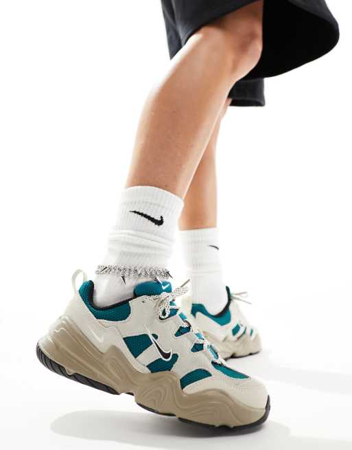 Asos hotsell nike sale