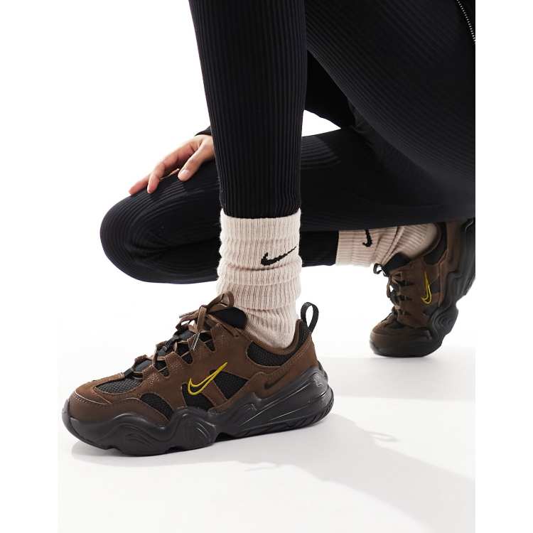 Nike Tech Hera trainers in cacao wow brown and black | ASOS