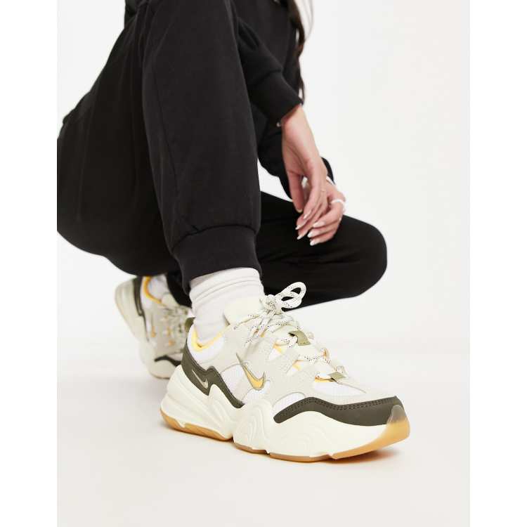 Nike Tech Hera trainers in sail and cargo khaki