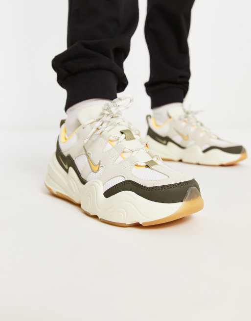 Nike jaune outlet homme