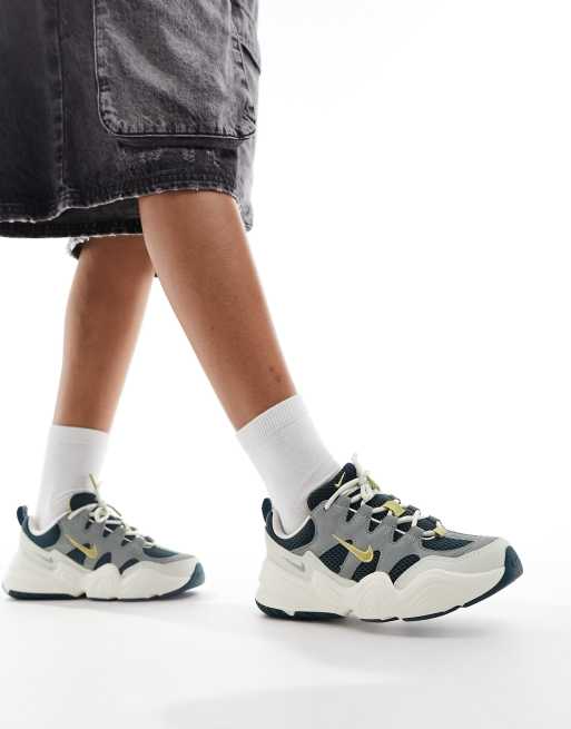Nike - Tech Hera - unisex-sneakers i junglegrøn og havglasfarve, 5 af 5