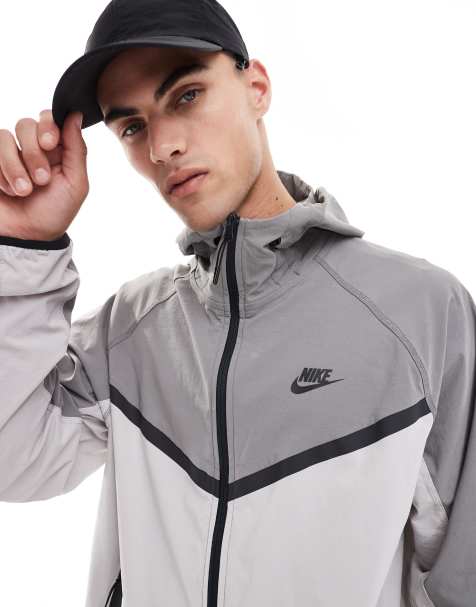 Nike – Tech – Jacke in Grau aus Webstoff mit Reißverschluss - view 1