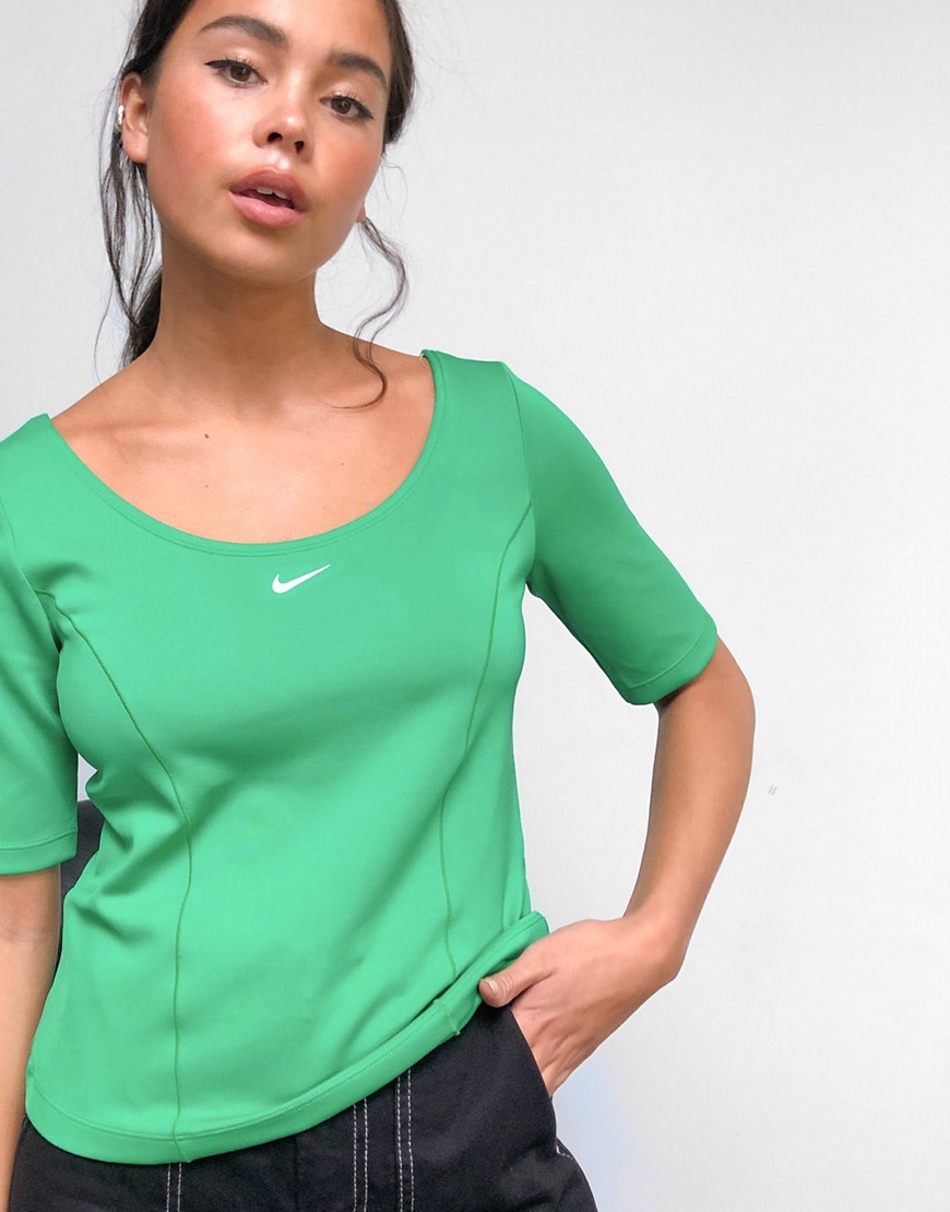 Nike tech pack short sleeve premium panelled top in green