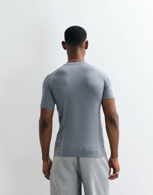 Nike Tech Pro chest logo muscle fit t-shirt in dark grey, 4 of 5