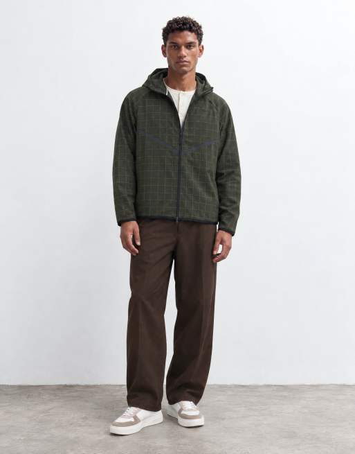 Nike Tech Shori full zip reflective jacket in khaki, 7 of 9