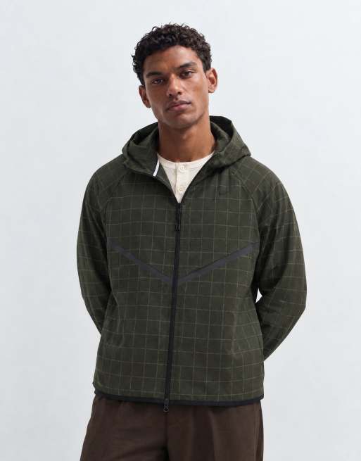 Nike Tech Shori full zip reflective jacket in khaki, 9 of 9