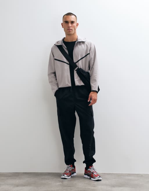Nike Tech Shori knitted windrunner full zip jacket in light grey, 4 of 5
