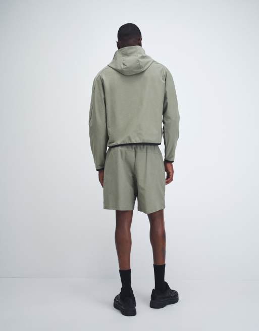 Nike - Tech Shori - Pantaloncini kaki chiaro, 4 di 5