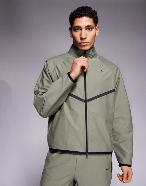 Nike – Tech Shori – Trainingsjacke in hellem Khaki mit durchgehendem Reißverschluss und Stehkragen - view 1