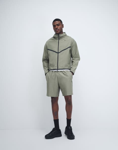Nike - Tech Shori - Tuta sportiva corta kaki chiaro - view 1