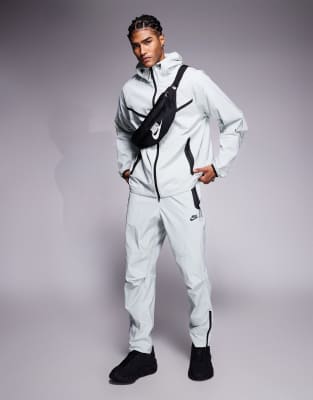 Nike - Tech Woven - Pantalon de jogging - Gris clair