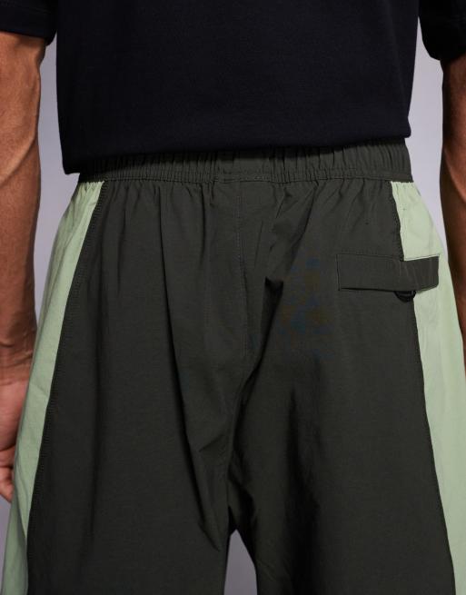 Nike Tech Woven Pro sweatpants in dark green, 5 of 5