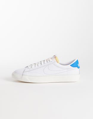 Nike - Tennis Classic AC Smash - Baskets - Blanc et bleu