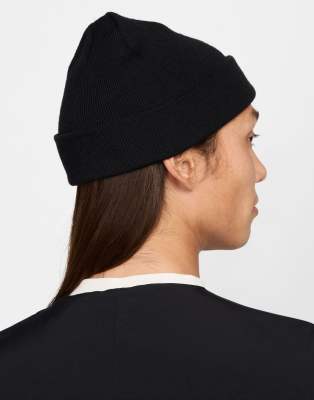 Nike Terra Beanie In Black