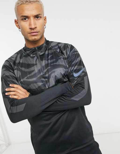 Nike store shield top