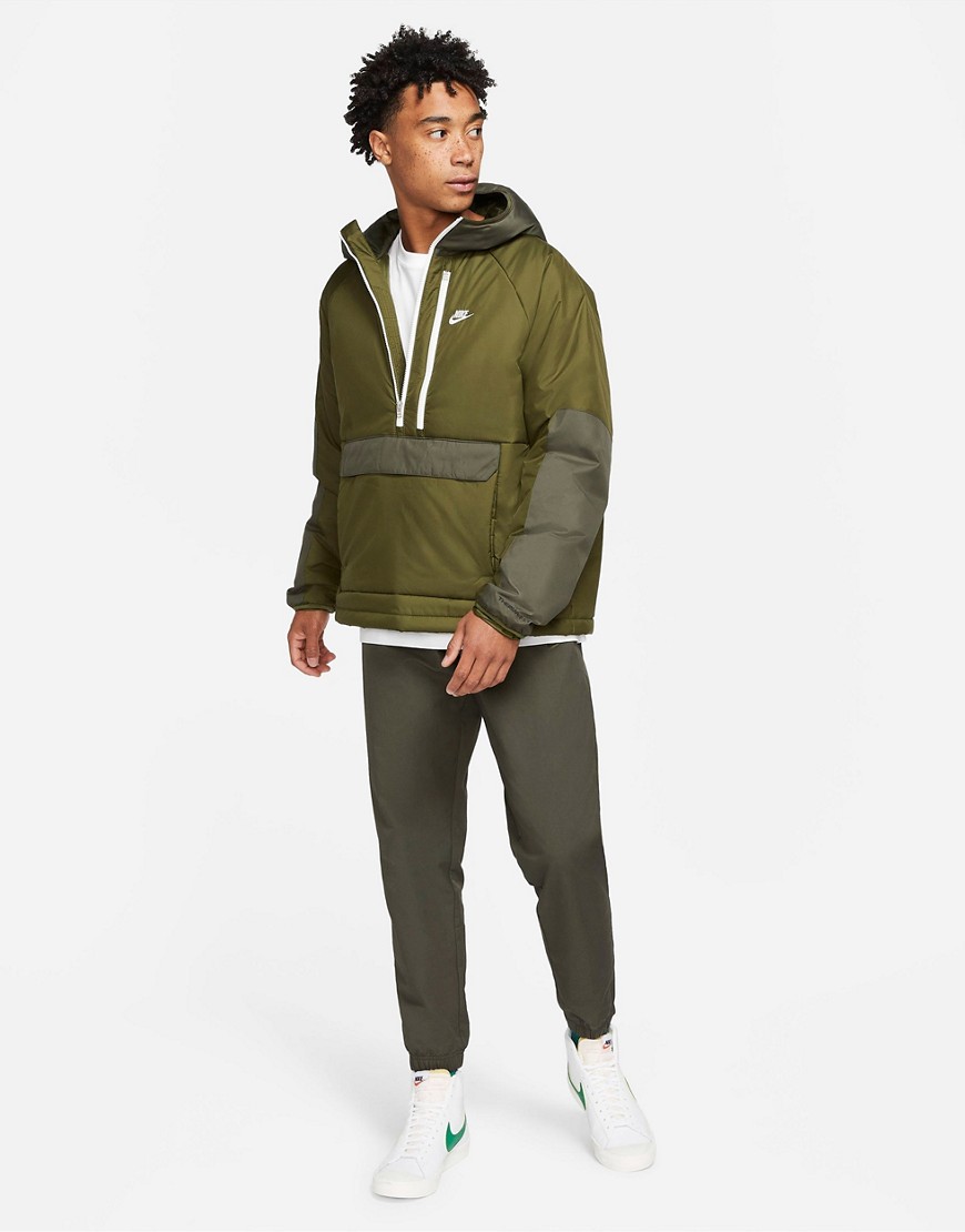 Nike ThermaFIT Repel Legacy hooded anorak in khaki-Green