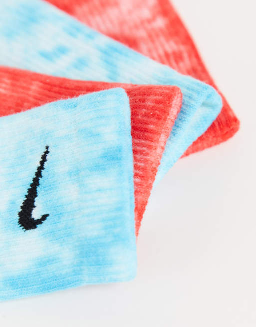 Nike tie dye socks in blue and red 2 PACK, 4 of 4