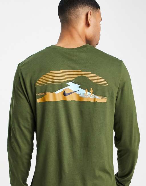 Olive green nike long sleeve clearance shirt