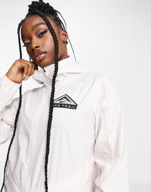 Light pink hot sale windbreaker nike