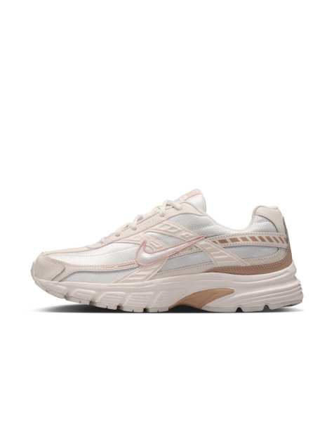 Nike Trainers in grey - view 1