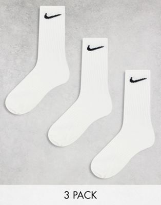 Nike Training 3 pack crew socks in white | ASOS