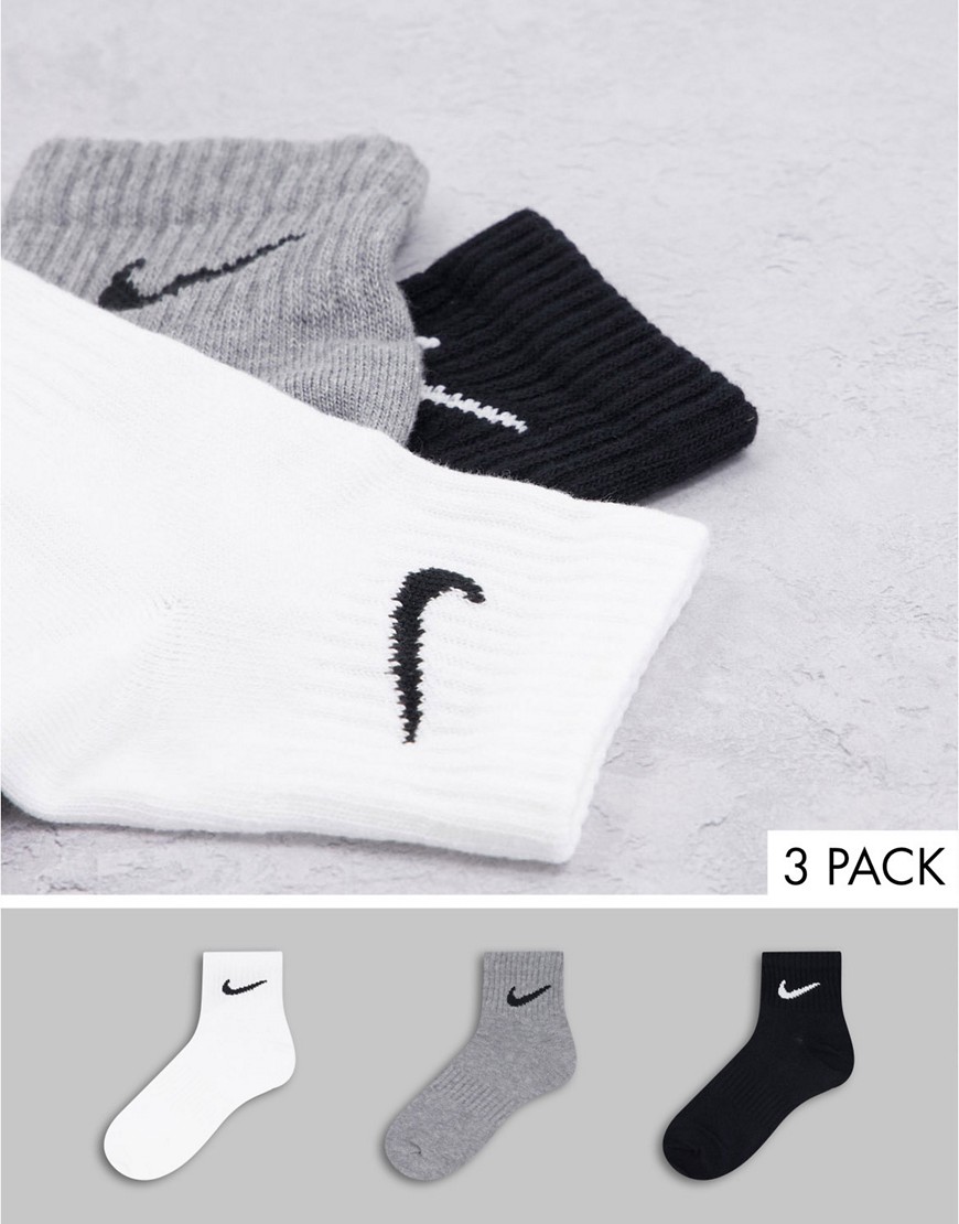 Nike Training 3 pack unisex ankle socks in multi