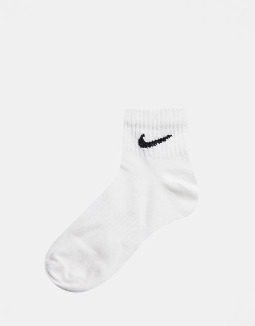 Nike Training 3 pack unisex ankle socks in white | ASOS