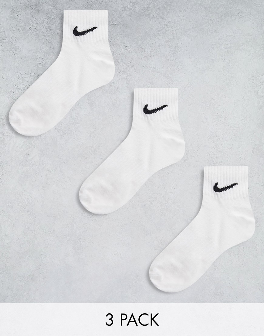 Nike Training 3 pack unisex ankle socks in white