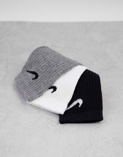 Nike Training 3 pack unisex crew socks in multi, 3 of 4