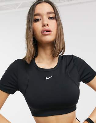 nike women's pro aeroadapt crop top