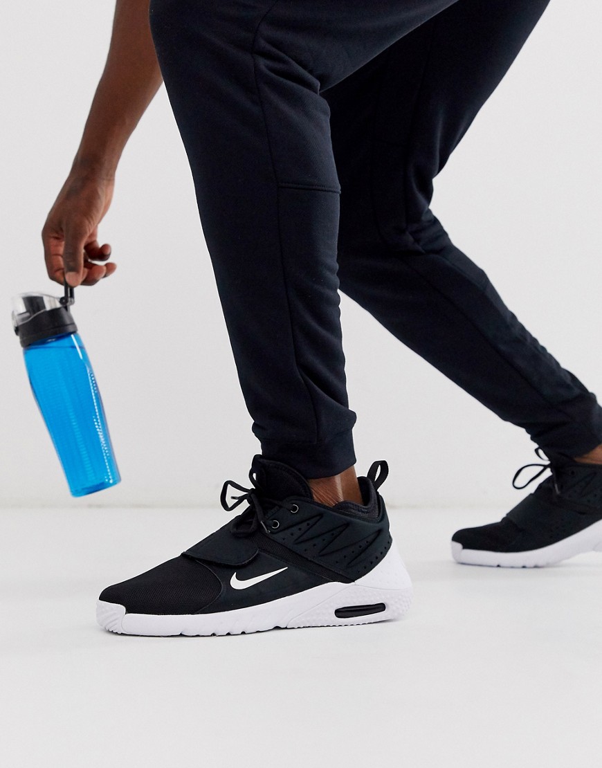 Nike Training - Air max 1 - Sneakers in zwart