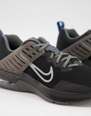 Nike Training Air Max Alpha 3 Sneakers in Black