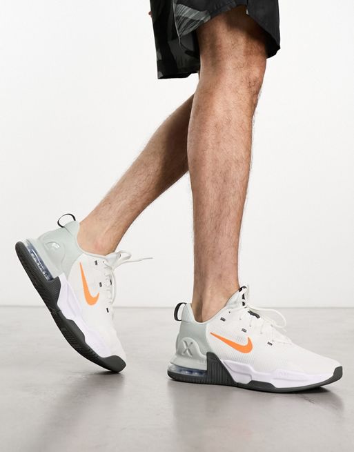Nike Training - Air Max Alpha 5 - Sneakers i tredobbelt grå