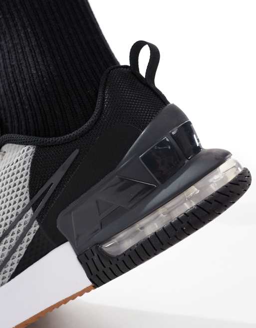 Nike Training - Air Max Alpha 6 - Grå og sorte sneakers, 4 af 5