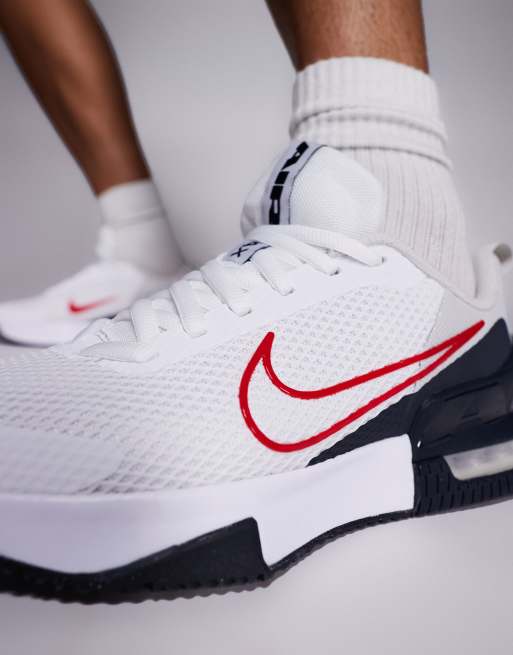 Nike Training - Air Max Alpha 6 - Sneakers in wit en zwart, 3 van 5
