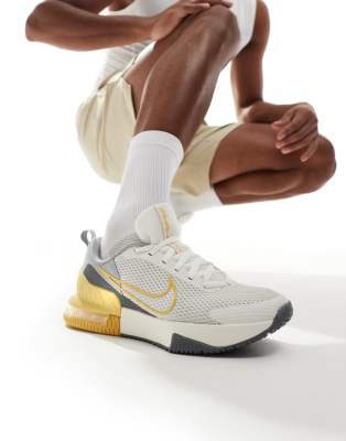  Air Max Alpha 6 trainers  and yellow