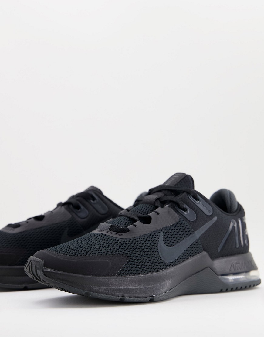 Nike Training - Air Max Alpha - Sneakers in triple zwart
