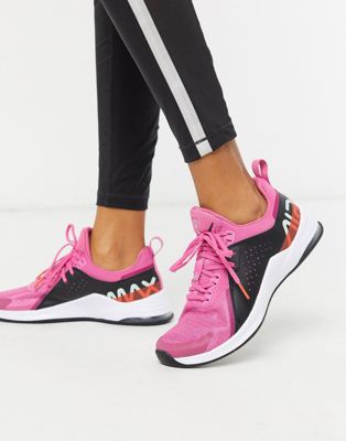 nike training air max bella 3 trainers in pink