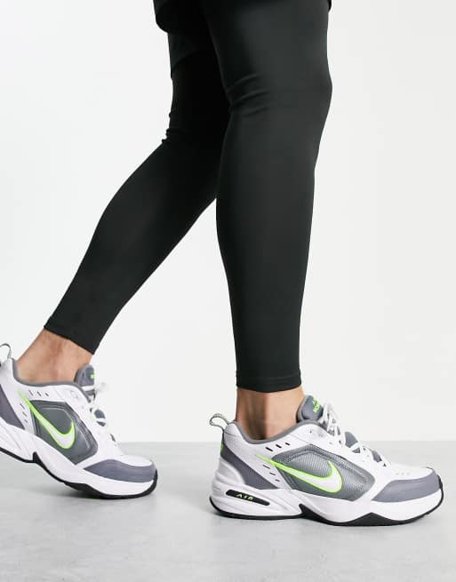 Nike air monarch outlet iv women's